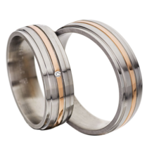 Goud met Stalen Ringen