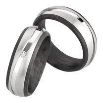 Trouwringen Titanium met carbon Trouwringen Titanium met carbon
