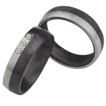 Trouwringen Titanium met carbon