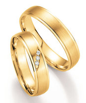Trouwringen geelgoud met briljanten Trouwringen geelgoud met briljanten
