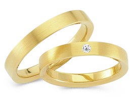 Smalle geelgouden trouwringen Smalle geelgouden trouwringen