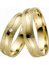 Strakke geelgouden Trouwringen