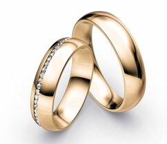 Strakke rosegouden Trouwringen