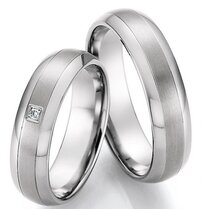 Aanbieding Titanium ringen GRATIS BRILJANT