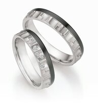 Titanium ringen met zirconium