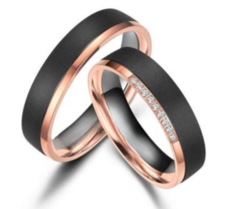 Zwarte  titanium met zirkonium ringen