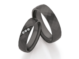 Zwarte  zirkonium ringen