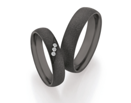 Zwarte  zirkonium ringen