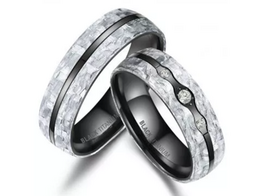 Zwarte  titanium met zirkonium ringen