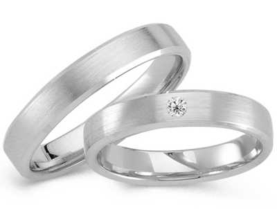 Klassieke matte ringen witgoud