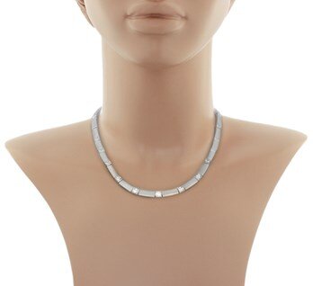Collier zirkonia