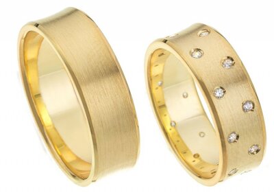 Ringen geelgoud met briljanten
