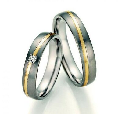 Trouwringen Titanium met goud