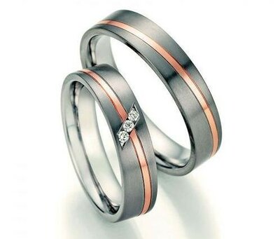 Trouwringen Titanium met Goud