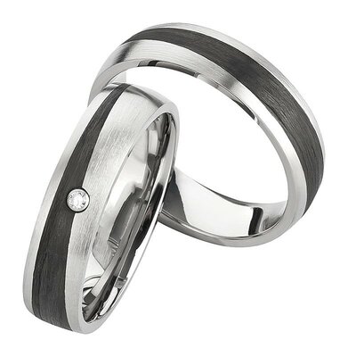 Trouwringen Titanium met carbon