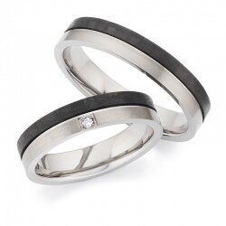 Trouwringen Titanium met carbon