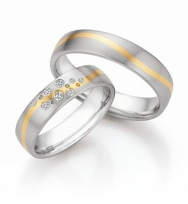 Goud met Stalen Ringen