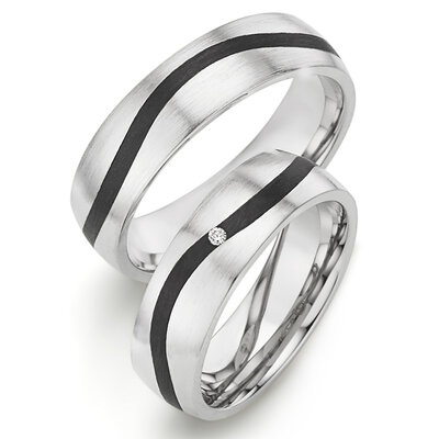 Trouwringen Zilver met carbon