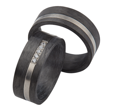 Trouwringen 14k witgoud met carbon