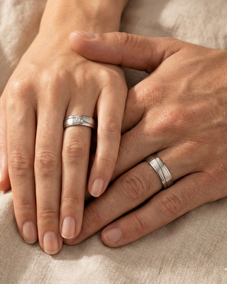 Unieke witgouden ring