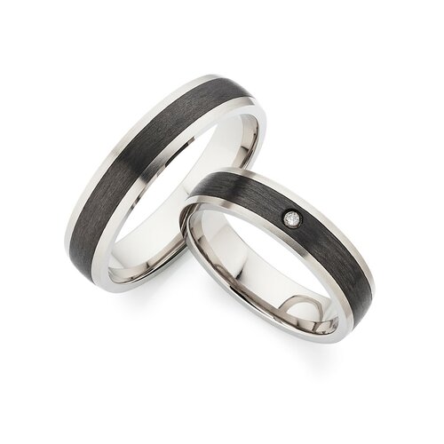 Trouwringen Titanium met carbon